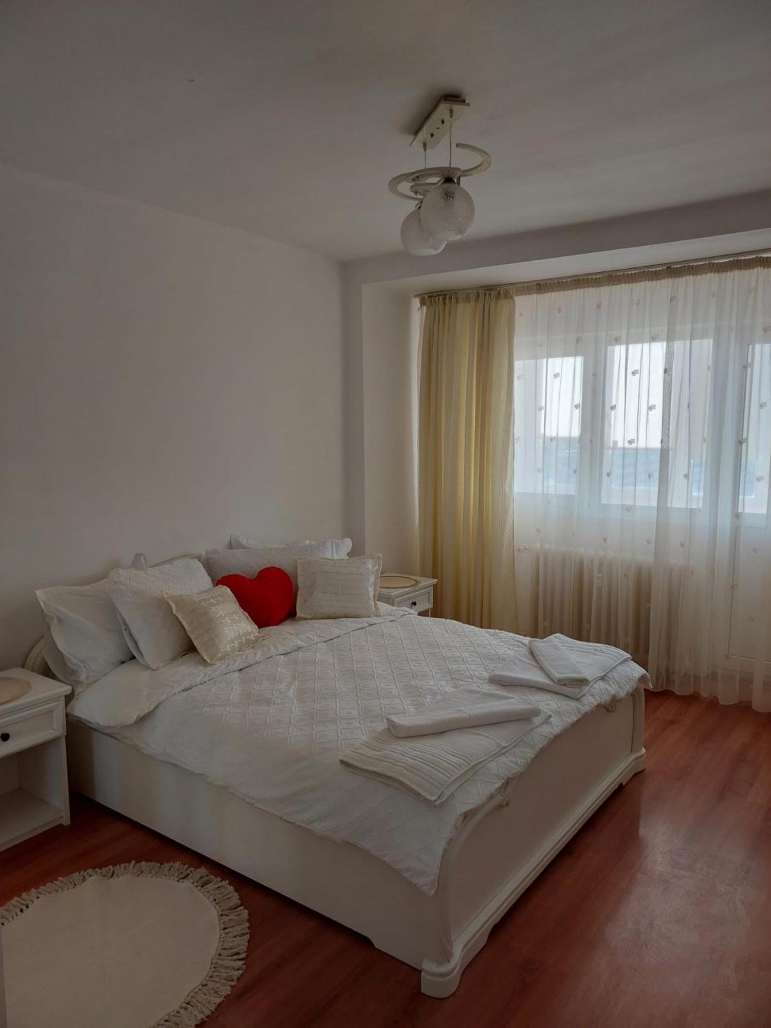 Panorama Mega Apartament Pantelimon Bucarest Extérieur photo