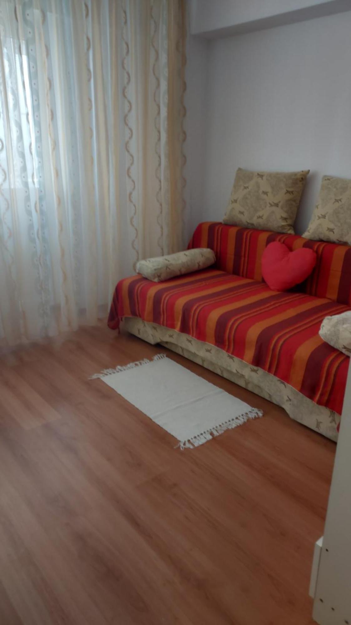 Panorama Mega Apartament Pantelimon Bucarest Extérieur photo